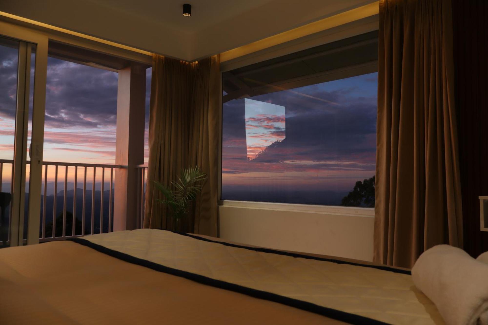 The Clouds End Hotel Devikolam Exterior photo