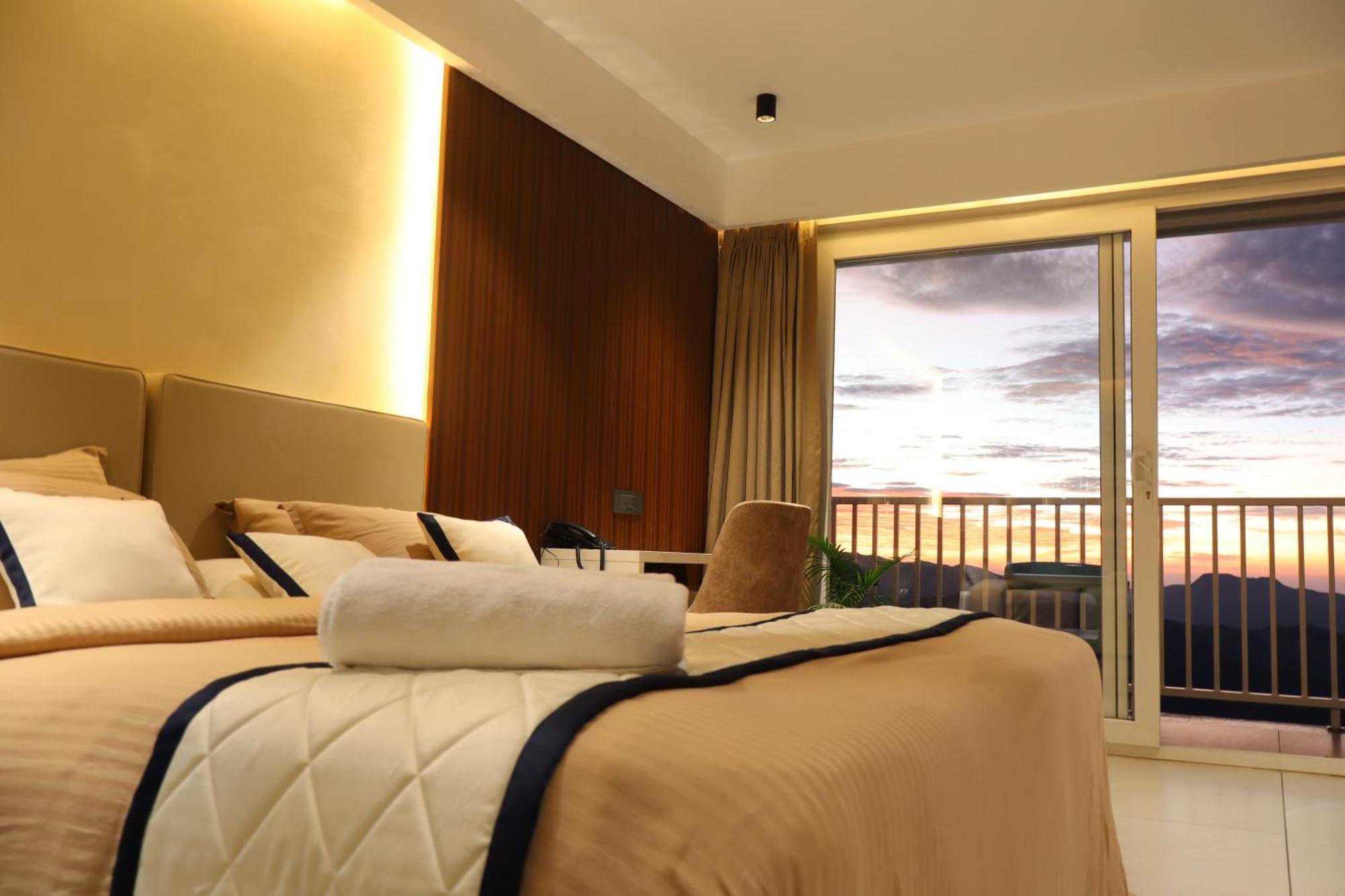 The Clouds End Hotel Devikolam Exterior photo